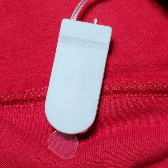 Disney M Mouse Christmas Red Unisex Crew Neck Sweatshirt w/ Lights - 3XL NWT - Picture 7 of 9